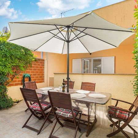 Apartment Buneta With Relaxing Outdoor Area Liznjan Bagian luar foto