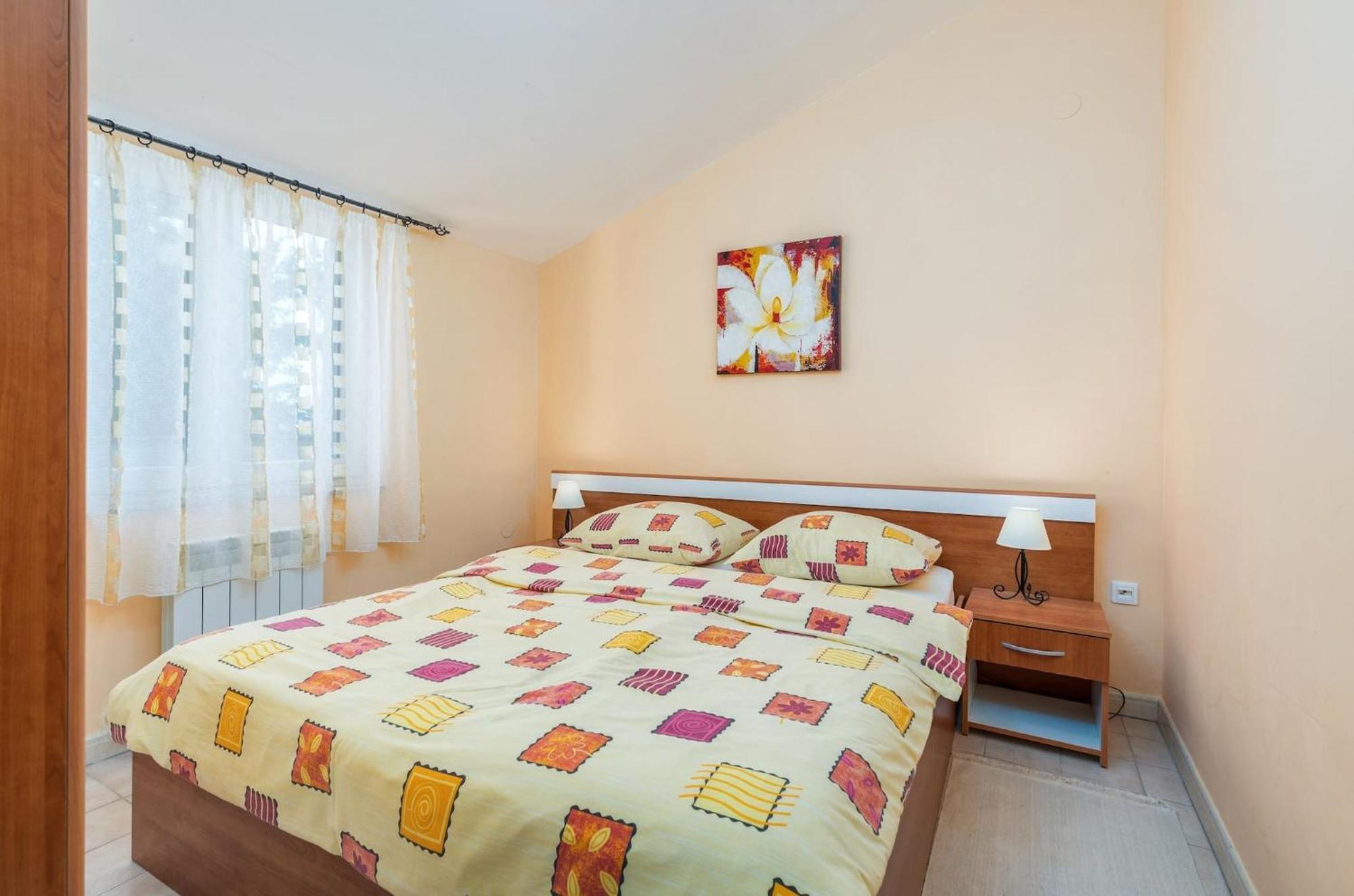 Apartment Buneta With Relaxing Outdoor Area Liznjan Bagian luar foto